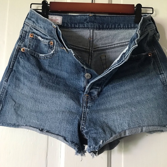 NWT, GAP cheeky sky high denim shorts, size: 26/2P - Picture 4 of 16